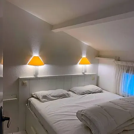 Maisonnette La Coti H5 Avec Piscine Interieure Chauffee, Acces A Pied